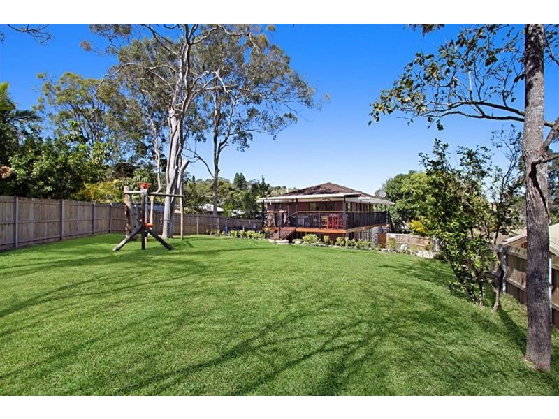 Seventeen Mile Rocks QLD 4073