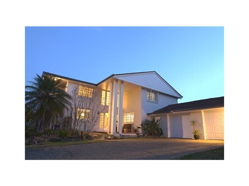 Mount Ommaney QLD 4074