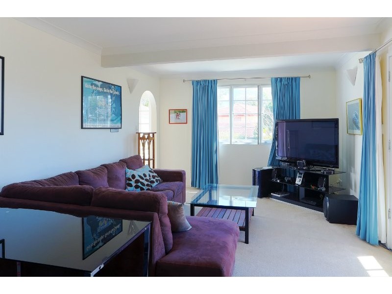 Mount Ommaney QLD 4074