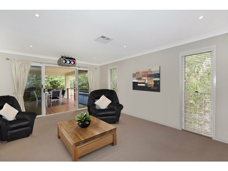 Seventeen Mile Rocks QLD 4073