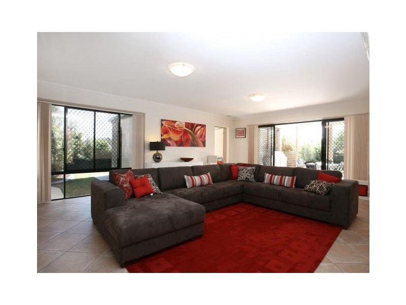 Sinnamon Park QLD 4073