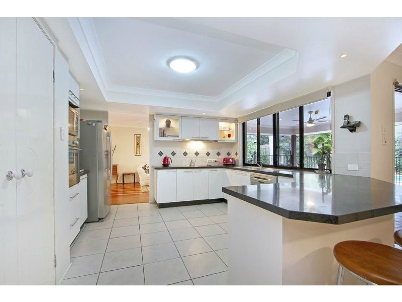 Seventeen Mile Rocks QLD 4073