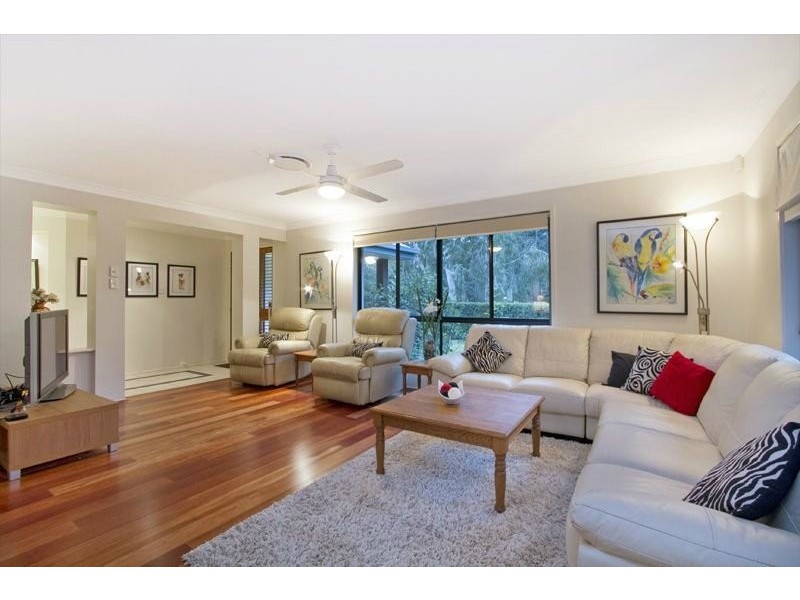 Seventeen Mile Rocks QLD 4073