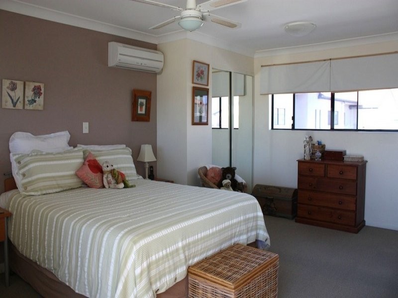 327/398 Marine Parade, Labrador QLD 4215