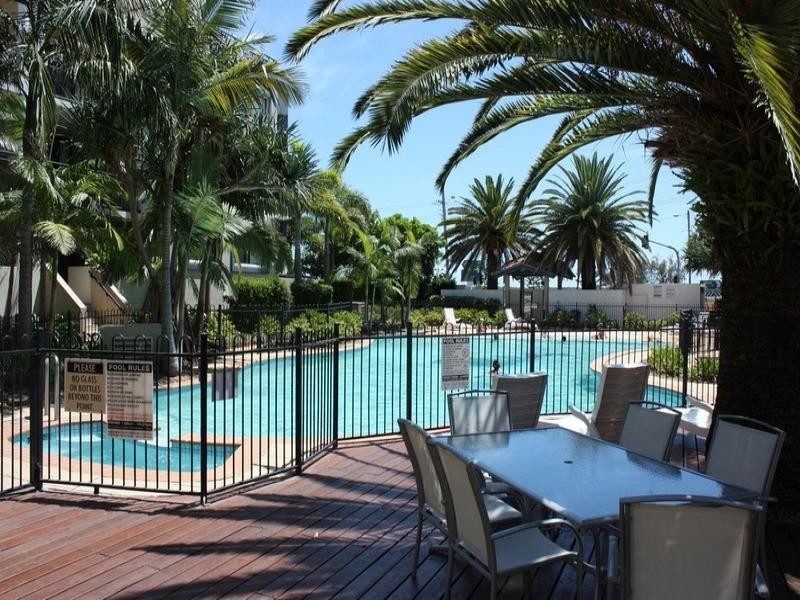 327/398 Marine Parade, Labrador QLD 4215