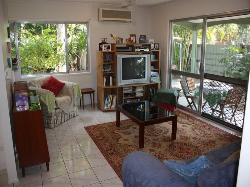 98 Hansford Road, Coombabah QLD 4216