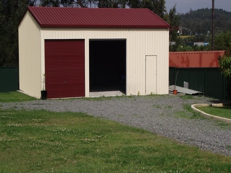 16 Connemara Road, Gaven QLD 4211