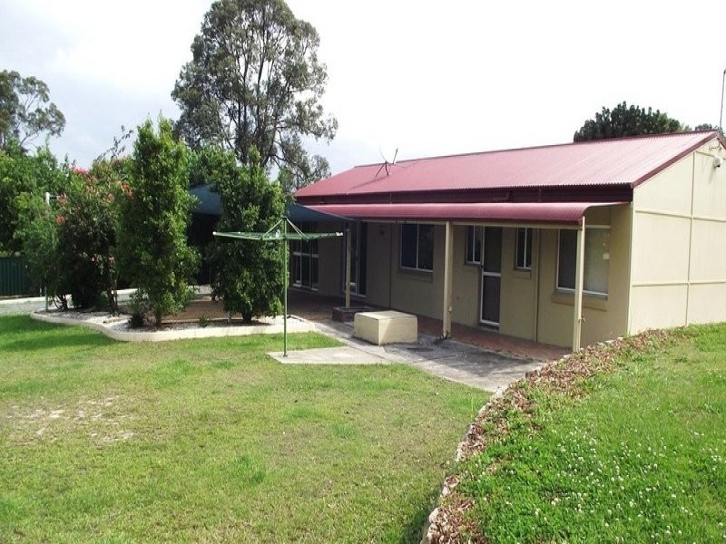 16 Connemara Road, Gaven QLD 4211