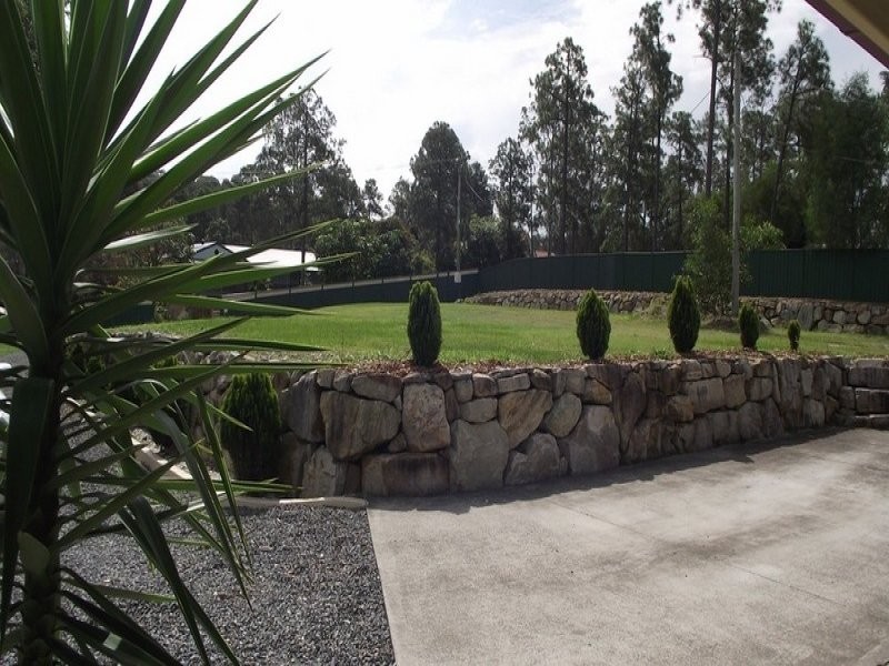 16 Connemara Road, Gaven QLD 4211