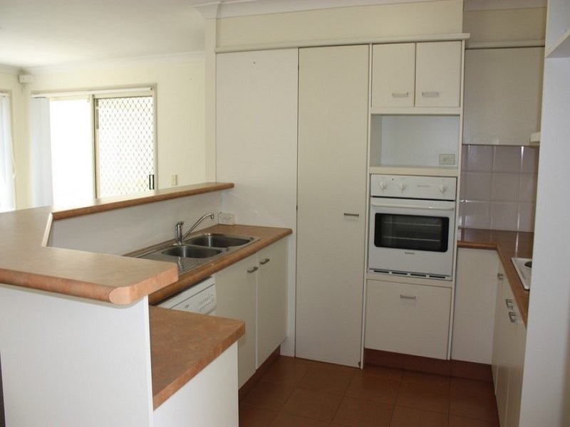 53/2-3 Langport Parade, Mudgeeraba QLD 4213