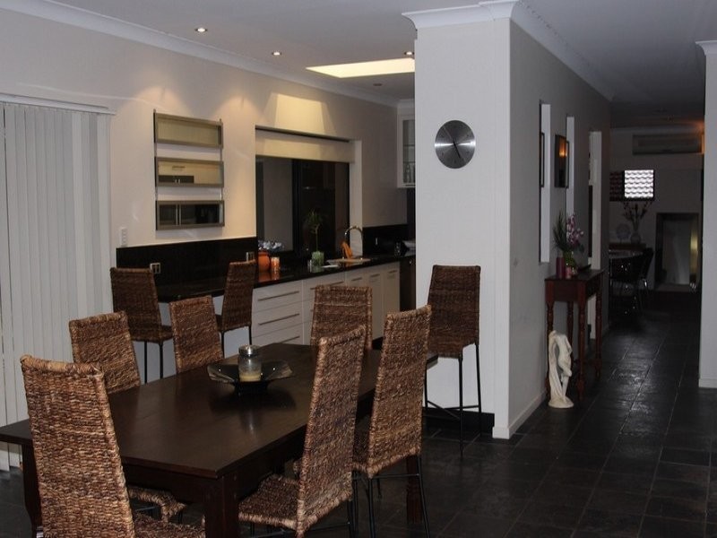 22 Wildwood Court, Surfers Paradise QLD 4217