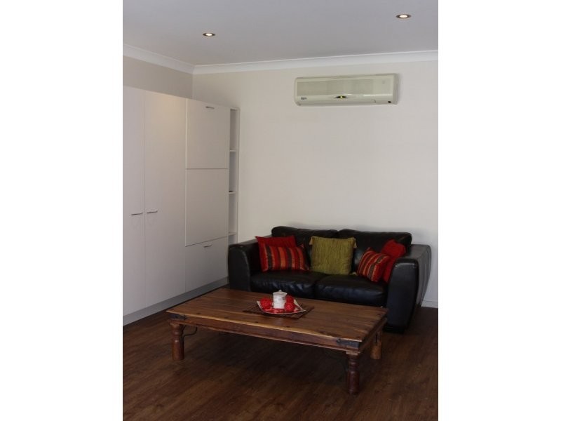 22 Wildwood Court, Surfers Paradise QLD 4217