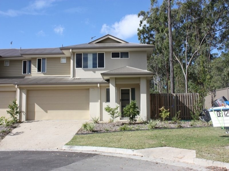 2/5 Elise Avenue, Coomera QLD 4209