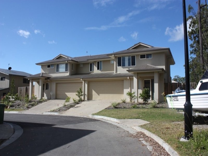 2/5 Elise Avenue, Coomera QLD 4209