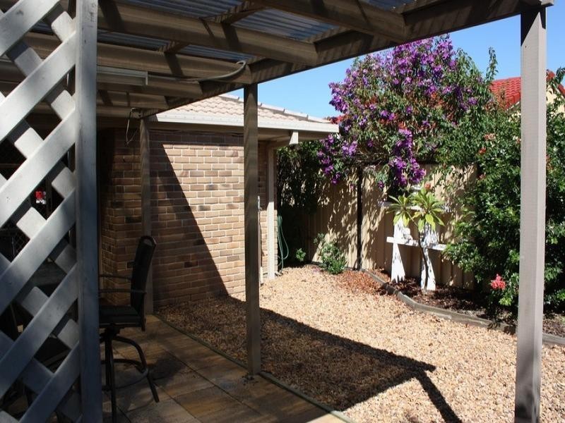 1/83 Riveroak Drive, Helensvale QLD 4212