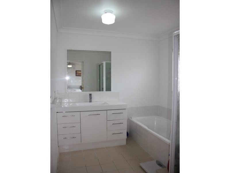 128/170 Central Street, Labrador QLD 4215