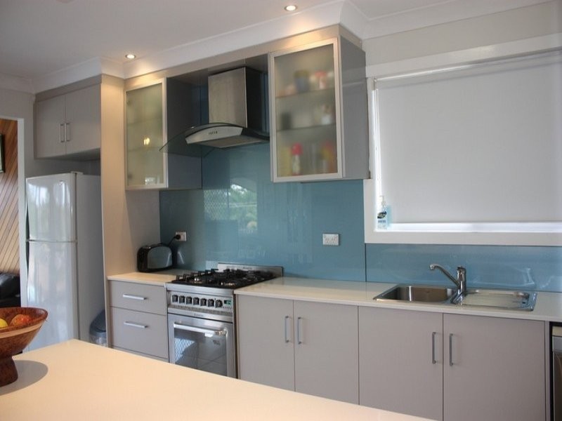 4 Kinarra Street, Ashmore QLD 4214