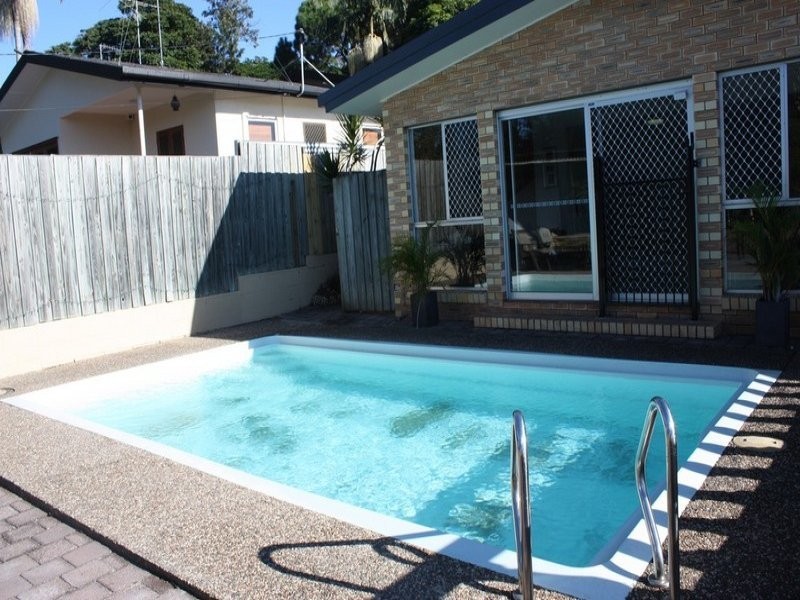 4 Kinarra Street, Ashmore QLD 4214