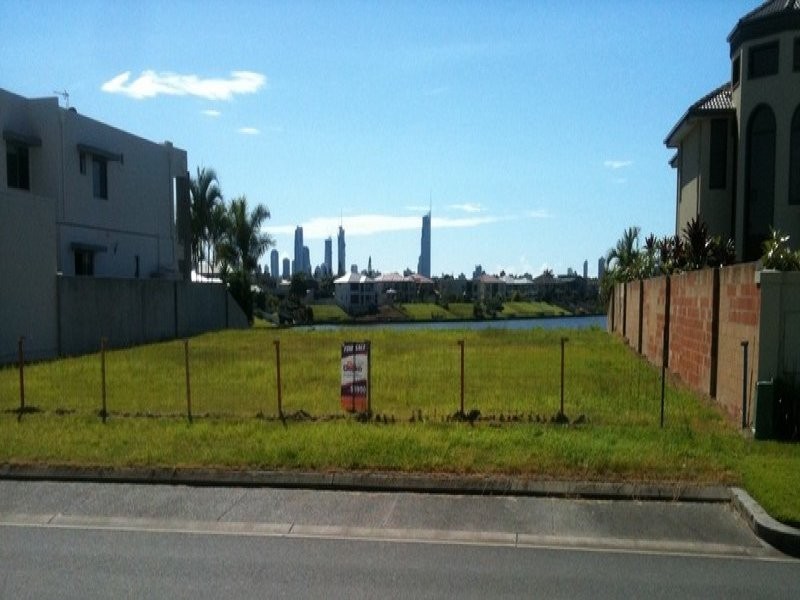 88 Sir Bruce Small Boulevard, Benowa QLD 4217