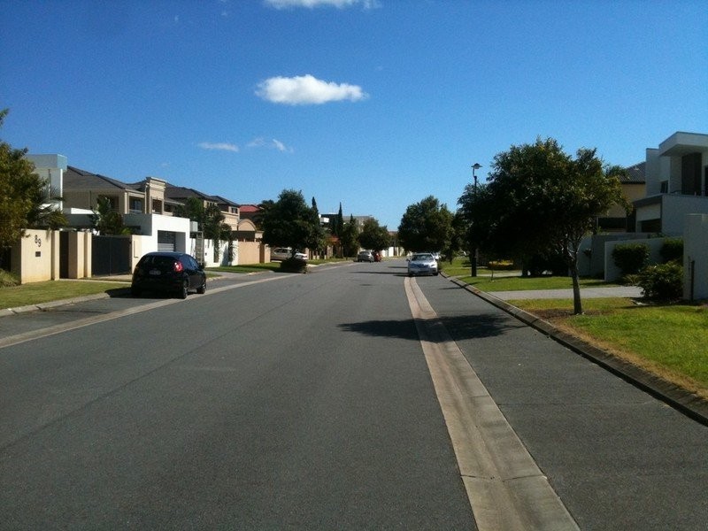 88 Sir Bruce Small Boulevard, Benowa QLD 4217