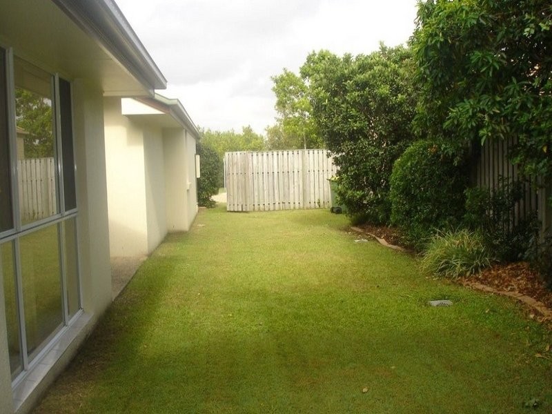 153 Harrier Drive, Burleigh Waters QLD 4220