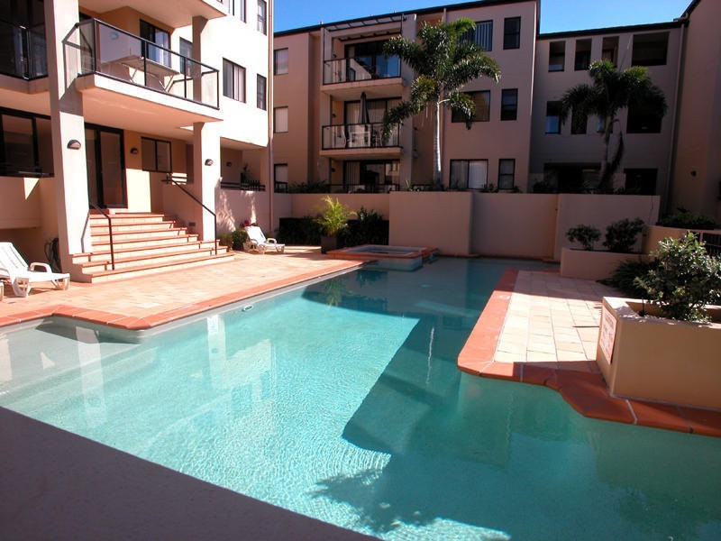 20/24 Slatyer Avenue, Bundall QLD 4217