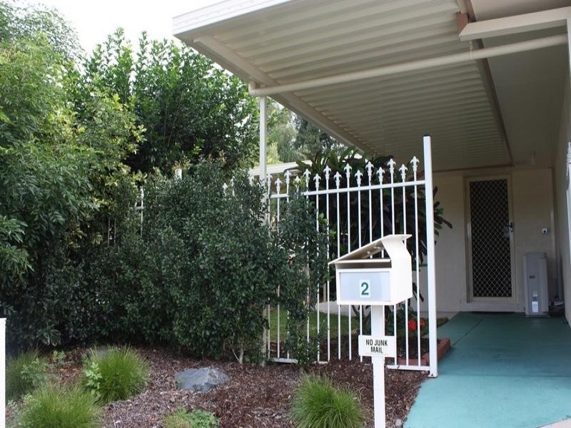 2/60 Village Way, Oxenford QLD 4210