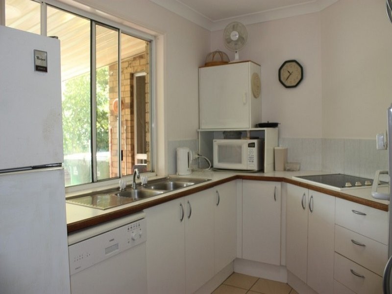 66 Village Way, Oxenford QLD 4210