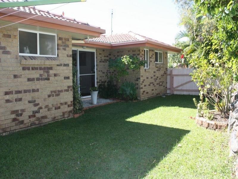 66 Village Way, Oxenford QLD 4210