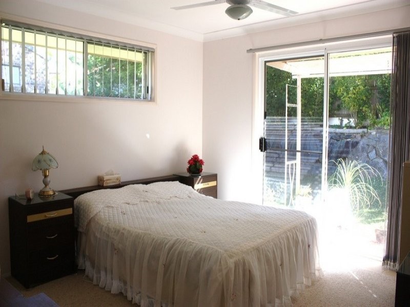 66 Village Way, Oxenford QLD 4210