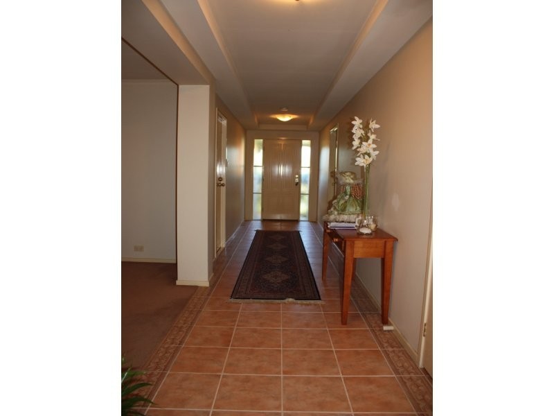 21 Greensborough Crescent, Parkwood QLD 4214