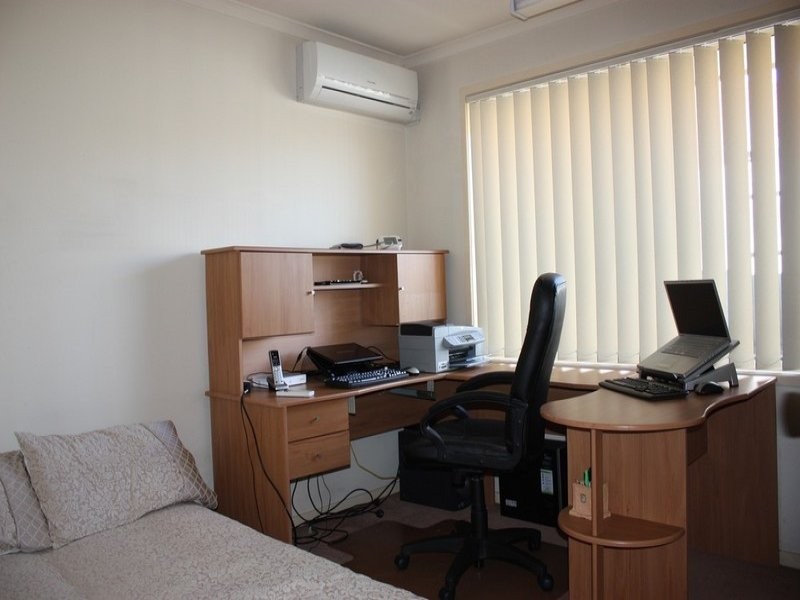 21 Greensborough Crescent, Parkwood QLD 4214