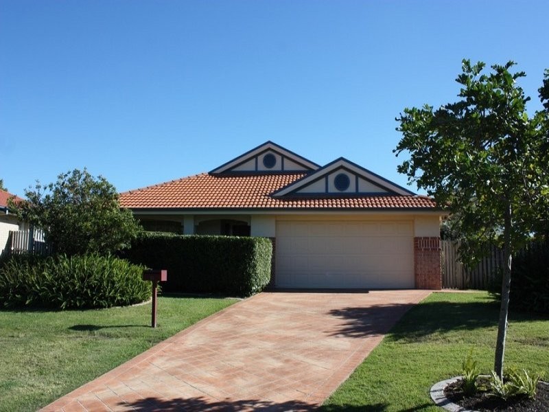 21 Greensborough Crescent, Parkwood QLD 4214