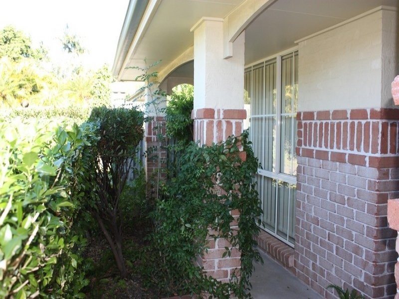 21 Greensborough Crescent, Parkwood QLD 4214