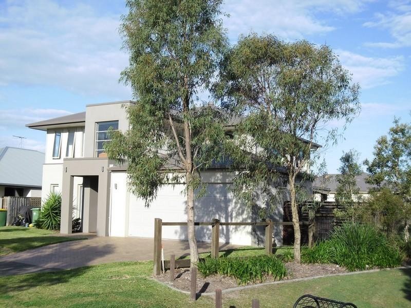 15 Strathburn Crescent, Ormeau QLD 4208