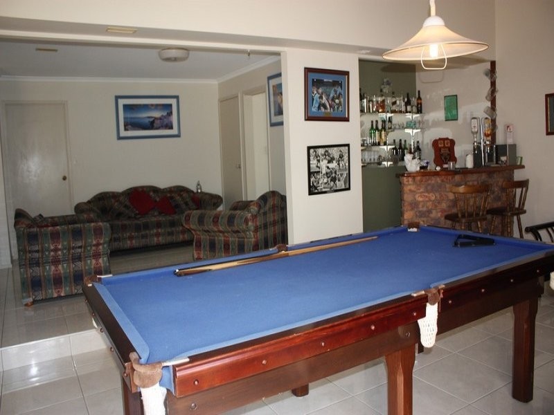 10 Kel Nagel Circuit, Parkwood QLD 4214