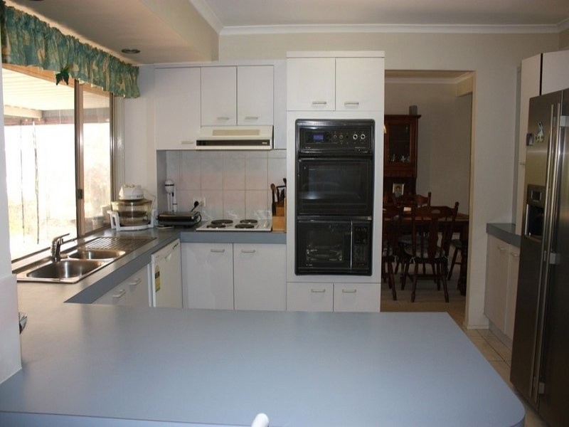 10 Kel Nagel Circuit, Parkwood QLD 4214