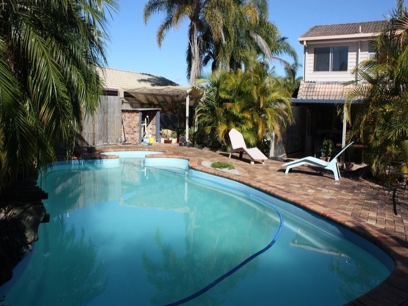 10 Kel Nagel Circuit, Parkwood QLD 4214