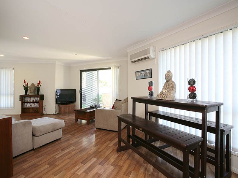 7/24 Jessica Drive, Upper Coomera QLD 4209