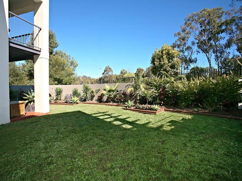 7/24 Jessica Drive, Upper Coomera QLD 4209