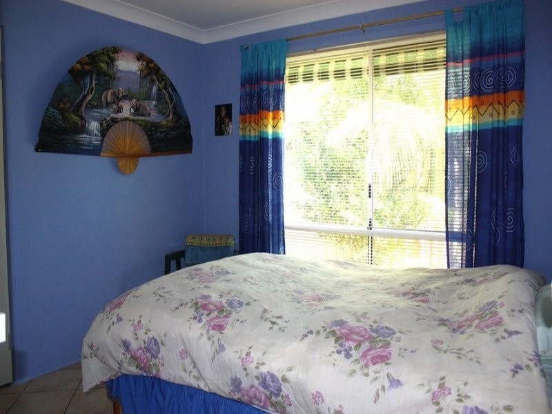 92 Parkes Drive, Helensvale QLD 4212