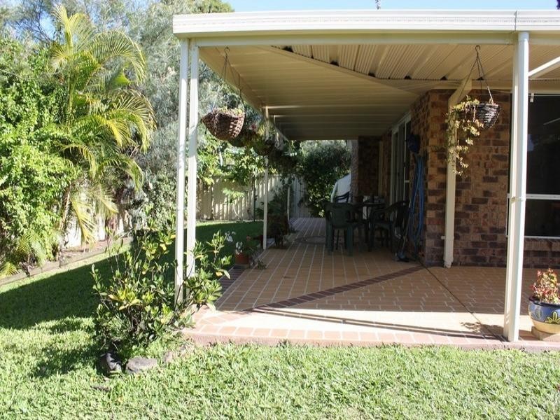 92 Parkes Drive, Helensvale QLD 4212