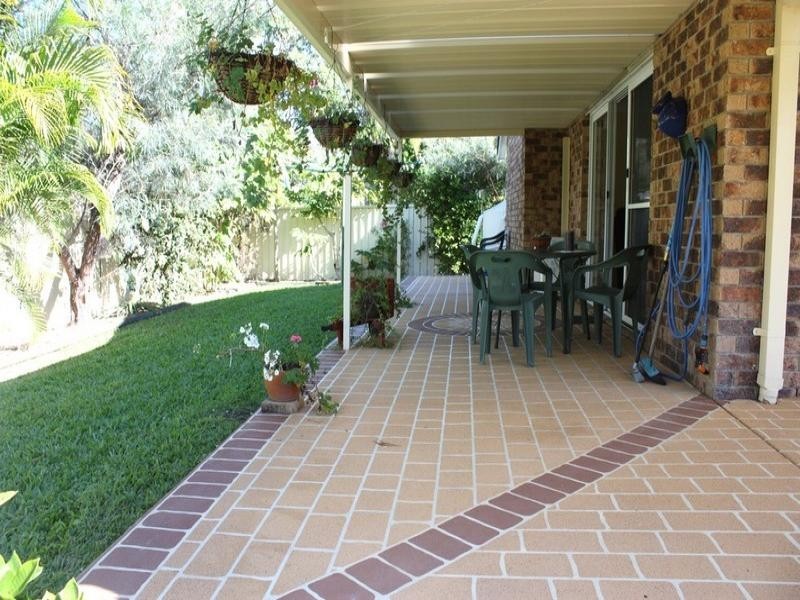 92 Parkes Drive, Helensvale QLD 4212