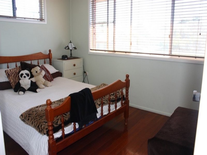 2 Kingsley Avenue, Labrador QLD 4215