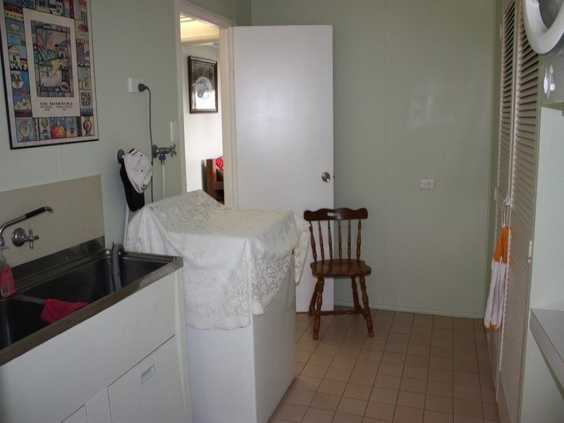 2 Kingsley Avenue, Labrador QLD 4215