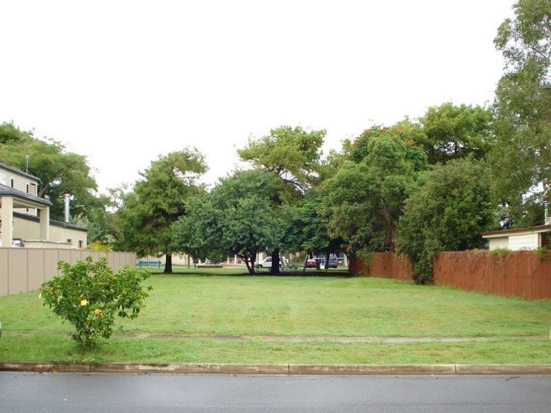 28 Twelfth Avenue, Palm Beach QLD 4221