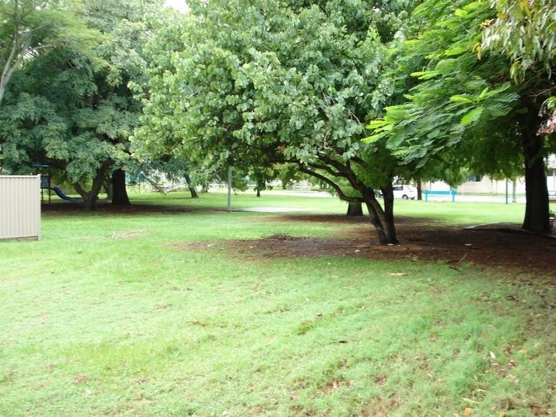 28 Twelfth Avenue, Palm Beach QLD 4221