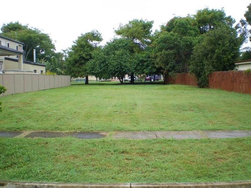 28 Twelfth Avenue, Palm Beach QLD 4221