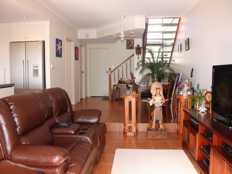 40/81 Boykambil Esplanade, Hope Island QLD 4212