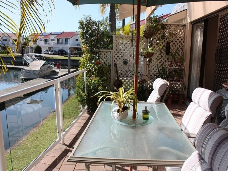 40/81 Boykambil Esplanade, Hope Island QLD 4212